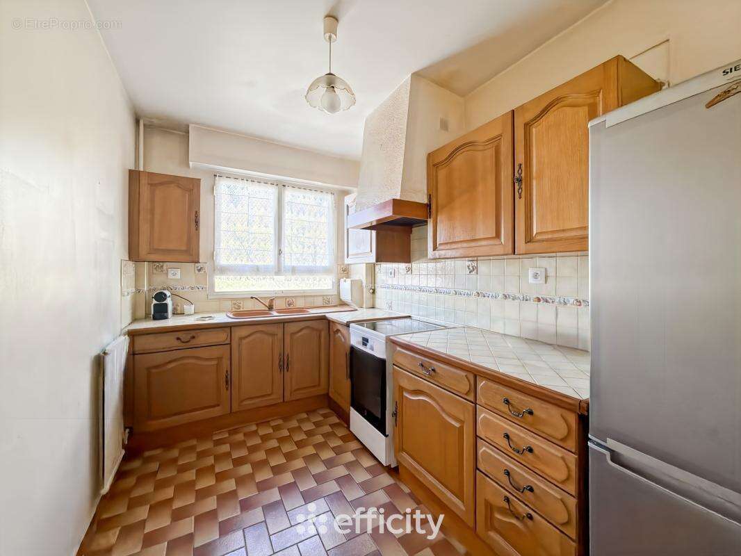 Appartement à CHENNEVIERES-SUR-MARNE