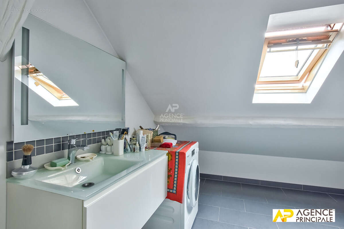 Appartement à MAISONS-LAFFITTE