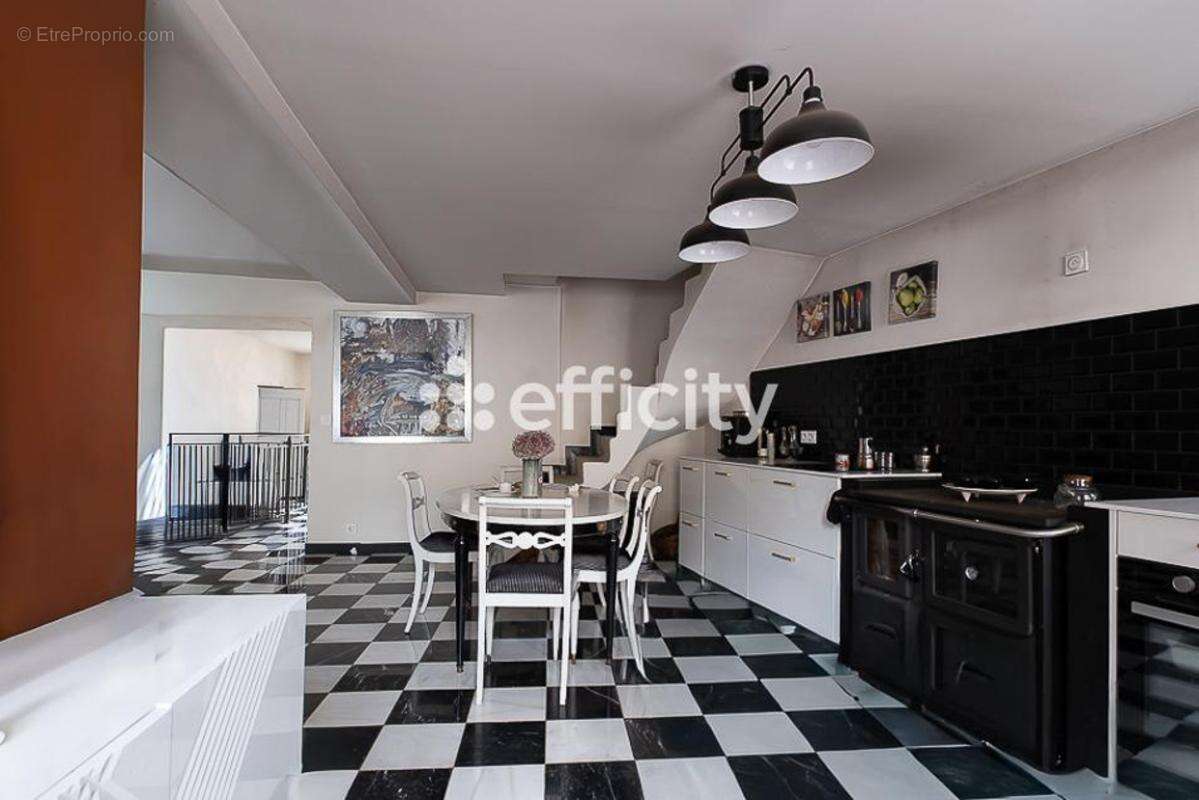 Maison 181 m² à Bussieres  - photo 4