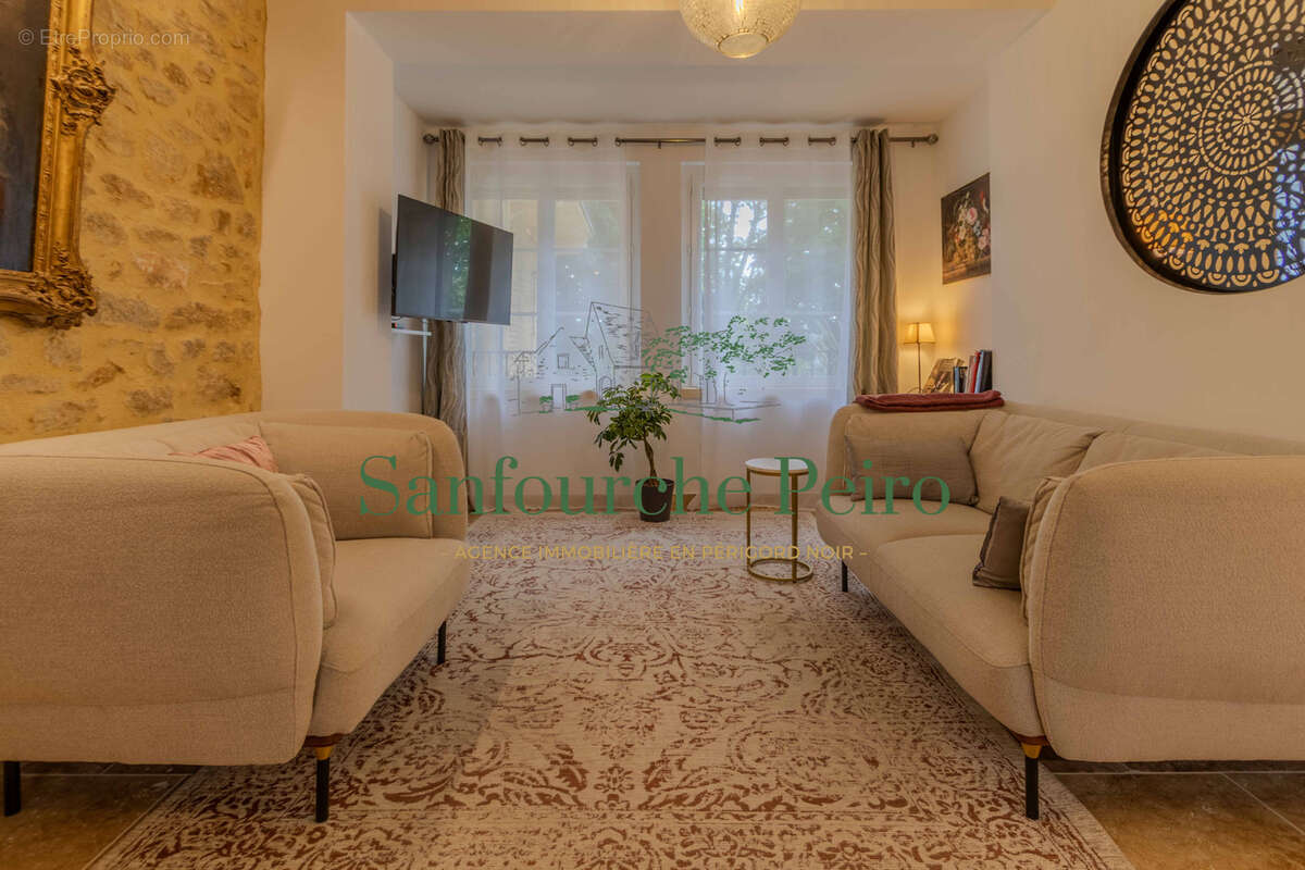 Appartement à SARLAT-LA-CANEDA
