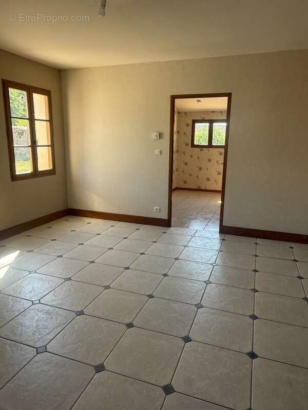 Maison à vendre 5 pièces à 8 km de VENAREY LES LAUMES-12 km de MONTBARD - photo 14