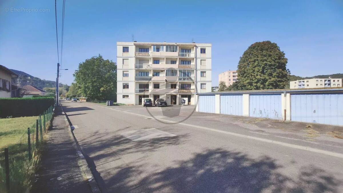Appartement à BAUME-LES-DAMES