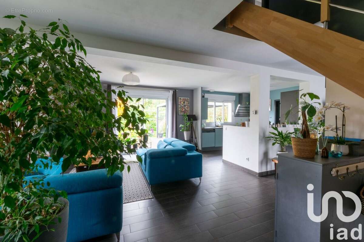 Photo 4 - Maison à LES BORDES