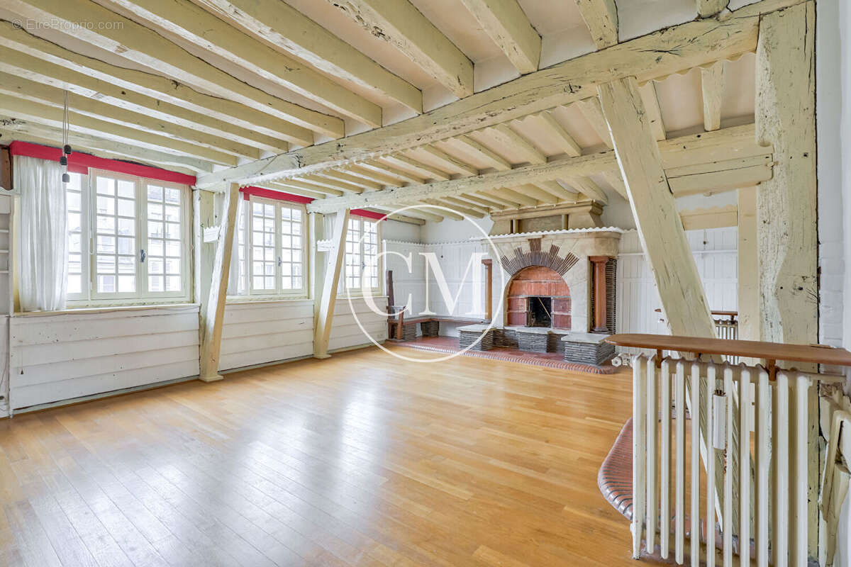 Appartement à VERSAILLES