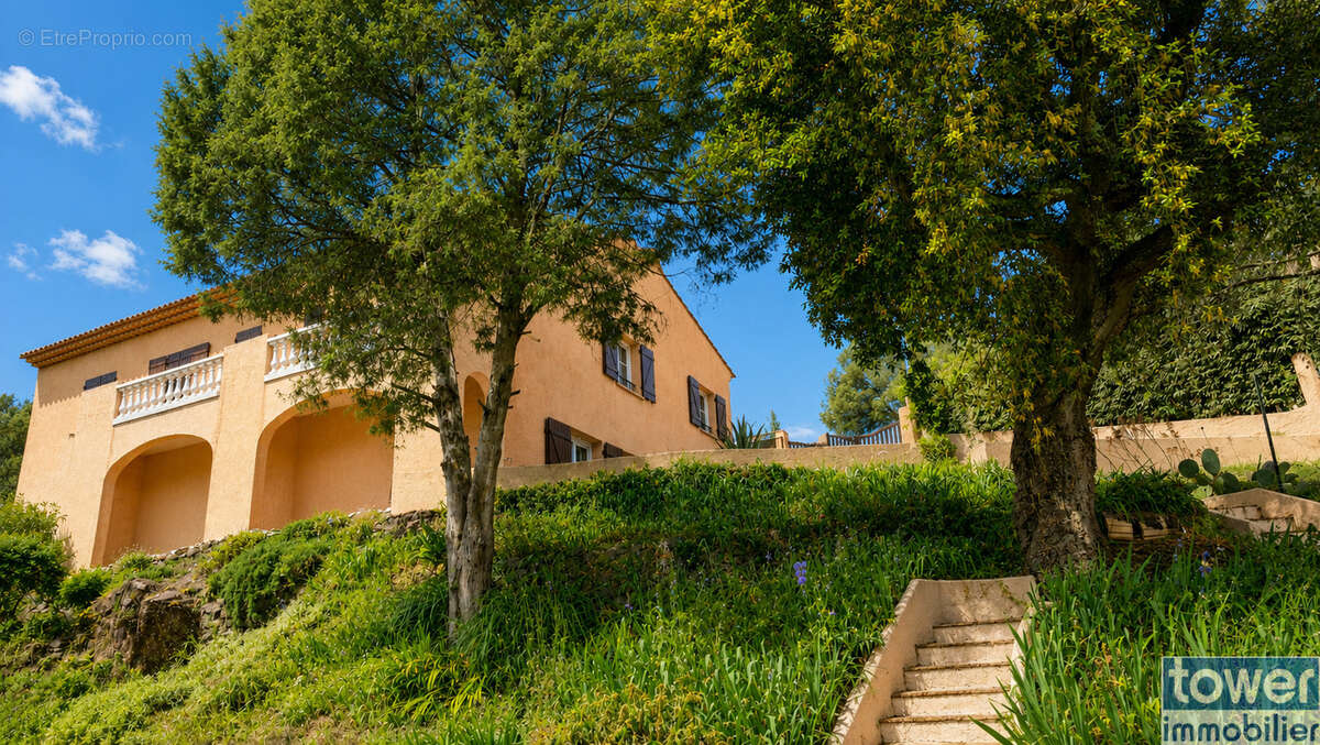 Maison à FREJUS