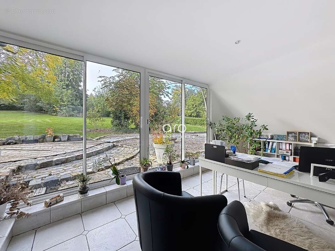 Maison 250 m² à Halluin  - photo 8
