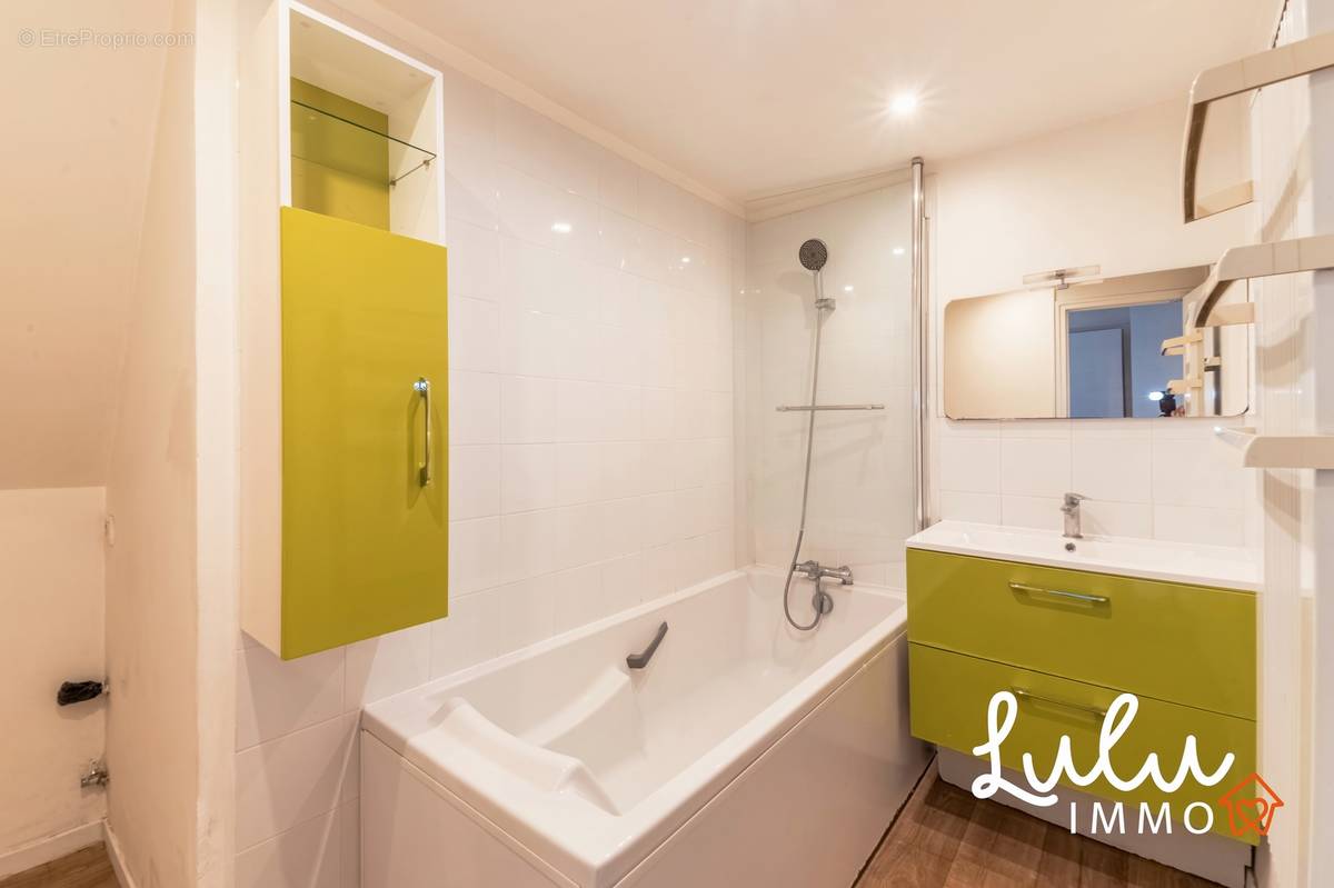 LYON 7ème- Appartement Duplex T4 86,24m2 au sol - photo 6