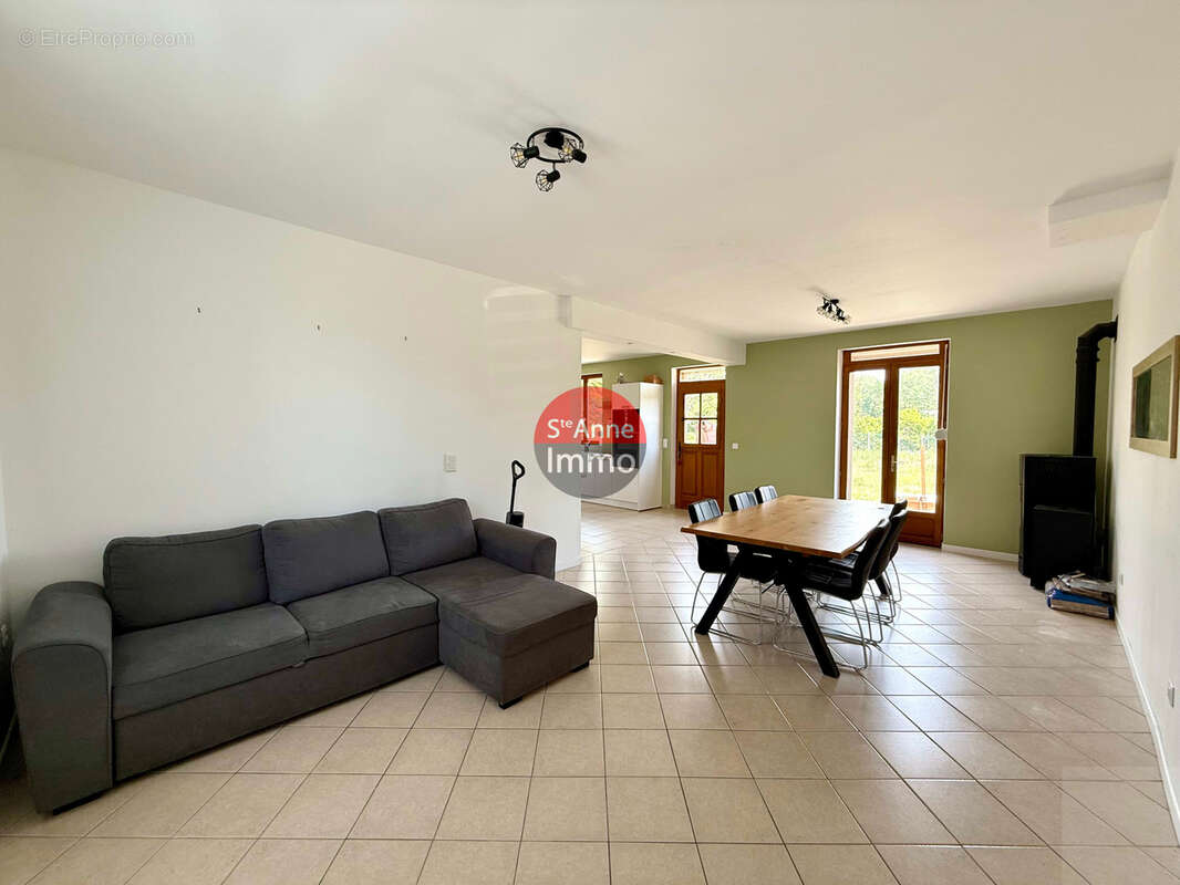 Liancourt fosse - 120m2 - autonomie de plain pied - 3 chambres - 1 bureau - garage - dependances - cave - jard - photo 3