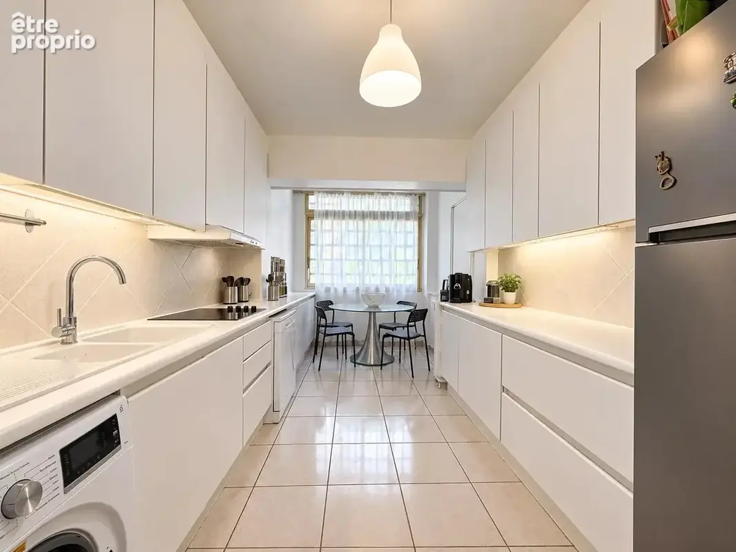 Cannes Basse Californie - Grand appartement T3 de 110m2 avec vue mer et garage - photo 3
