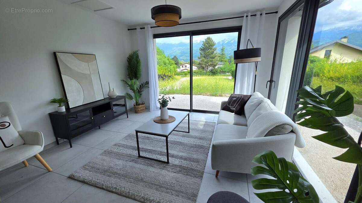 Photo 2 - Maison à BERNIN