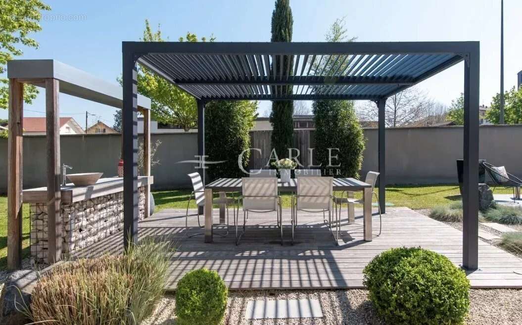 Maison à BOURGOIN-JALLIEU