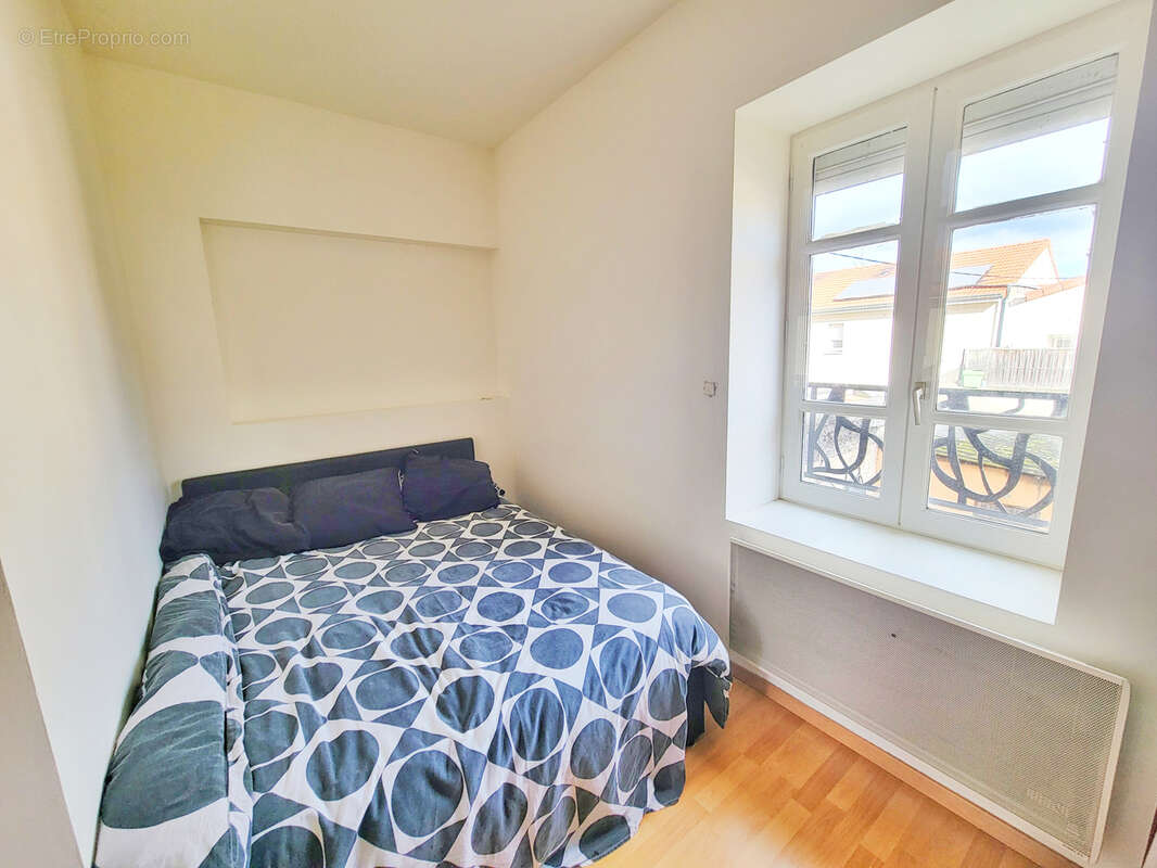 Appartement à PIERRE-BENITE