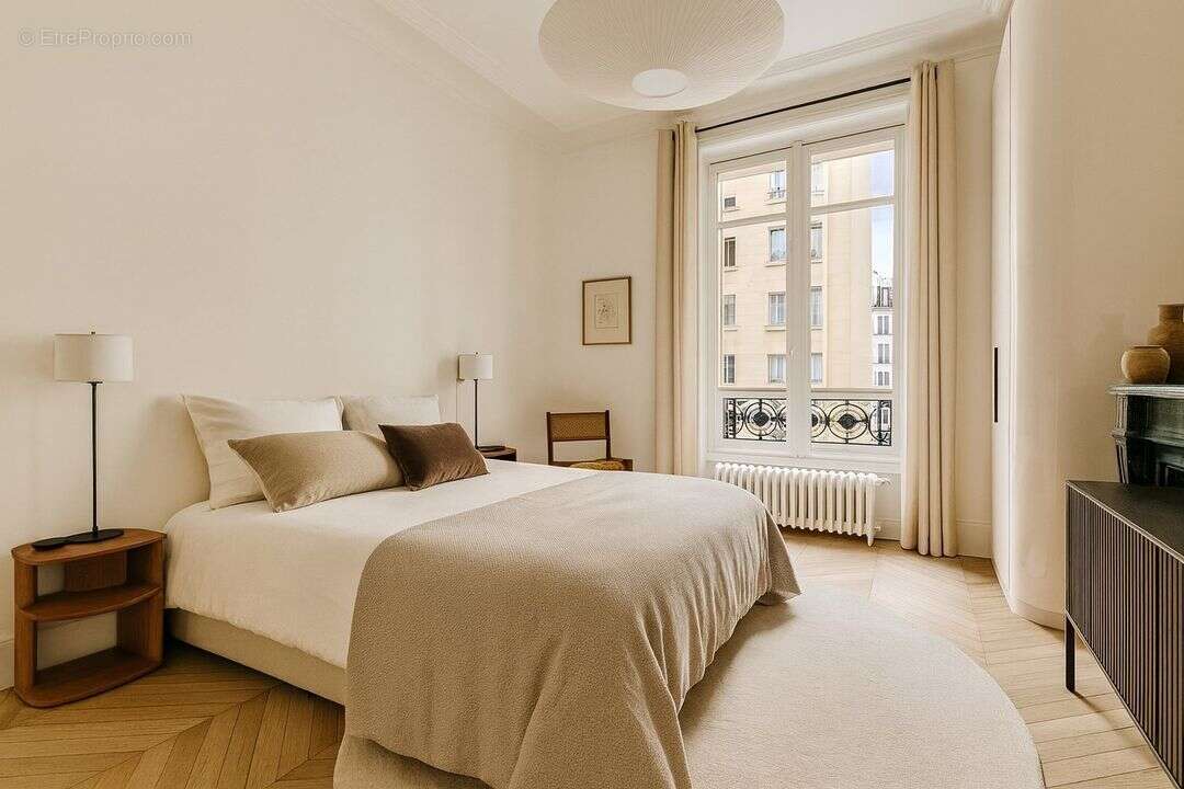 Appartement à PARIS-6E