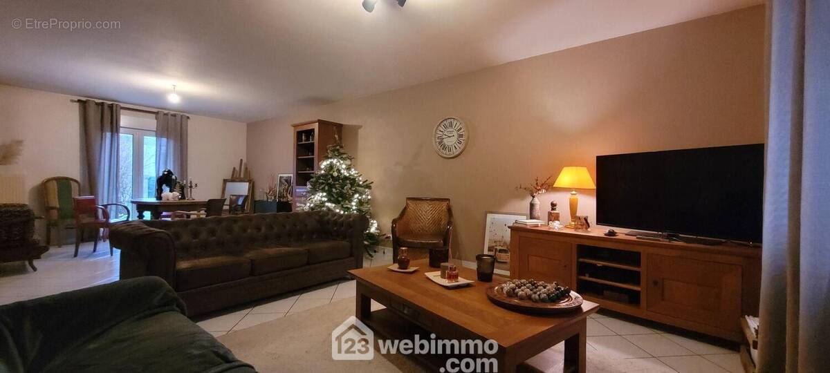 Salon - Maison à VERDUN