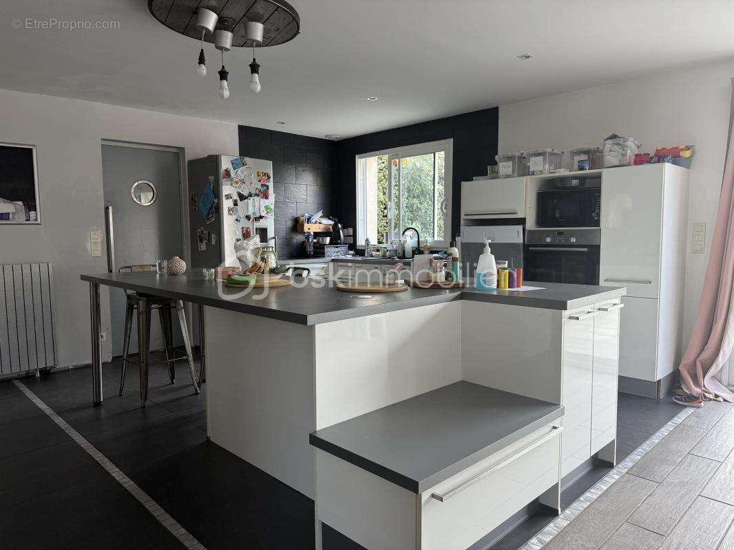 À vendre – Belle propriété familiale avec gîtes et terrain – À deux pas de Pont-l’Évêque - photo 6