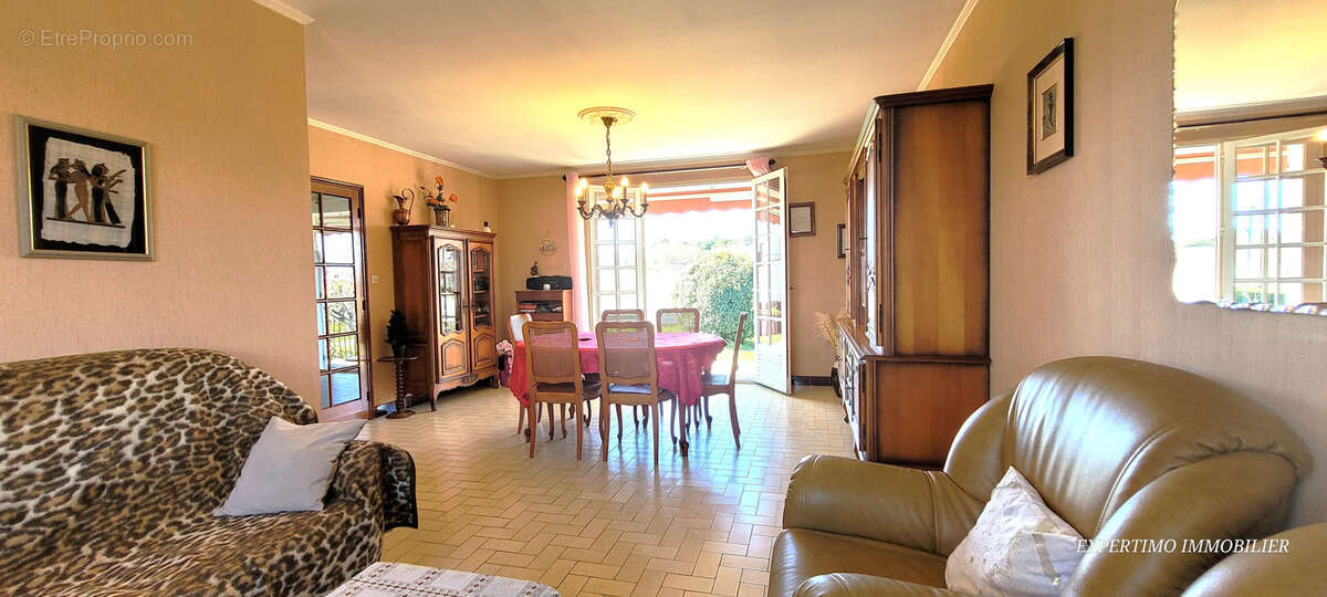 Maison à JONZAC