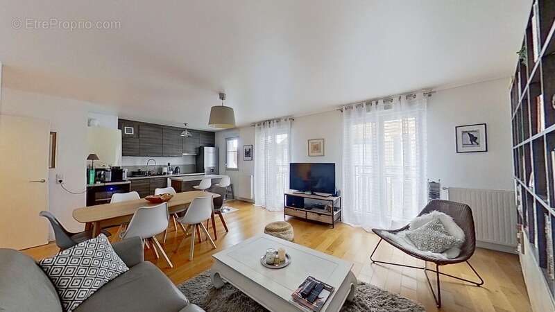 Appartement à MAISONS-ALFORT