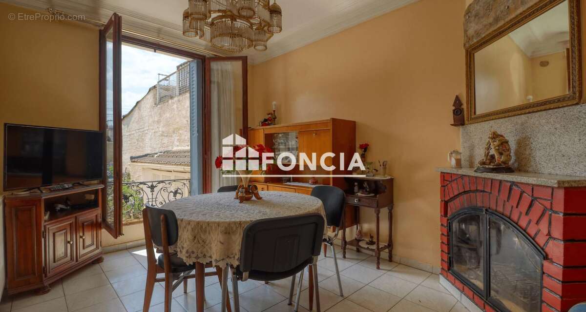 Maison à IVRY-SUR-SEINE