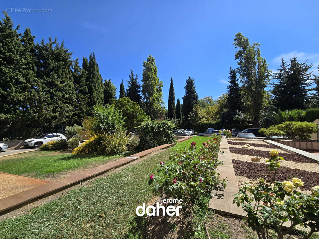 Appartement à MARSEILLE-8E