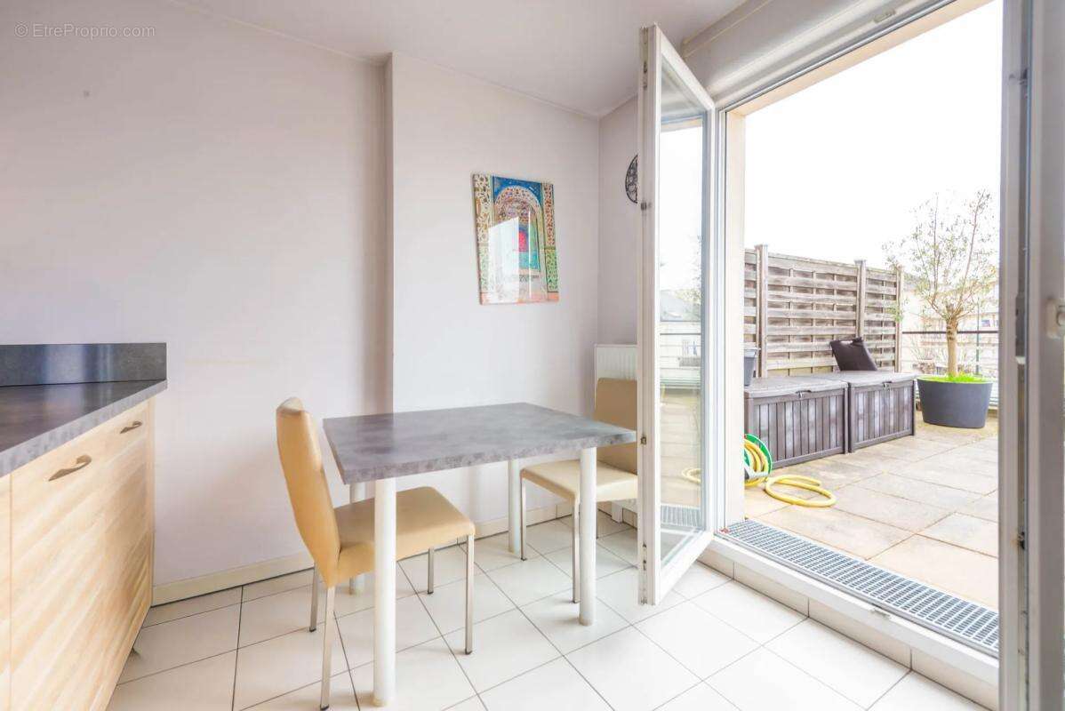 Appartement à CORBEIL-ESSONNES