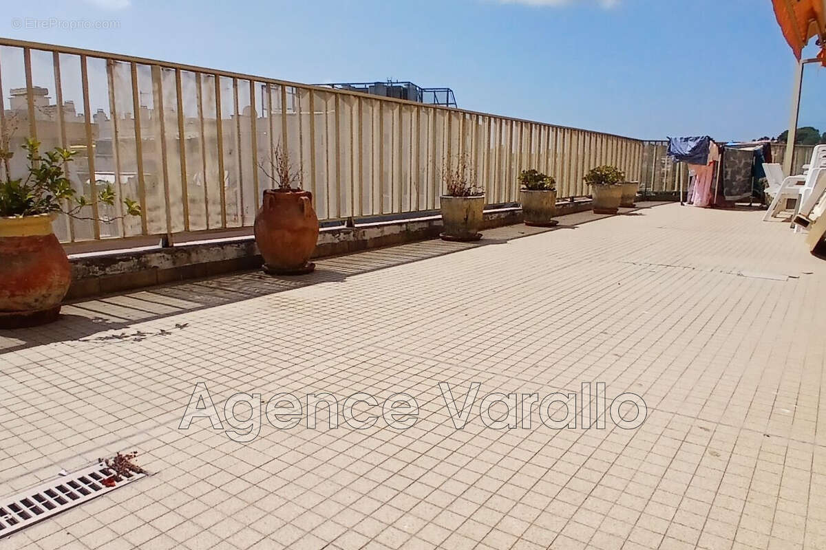 Appartement 3 pièces 70 m² à vendre à Antibes (06600) - photo 2