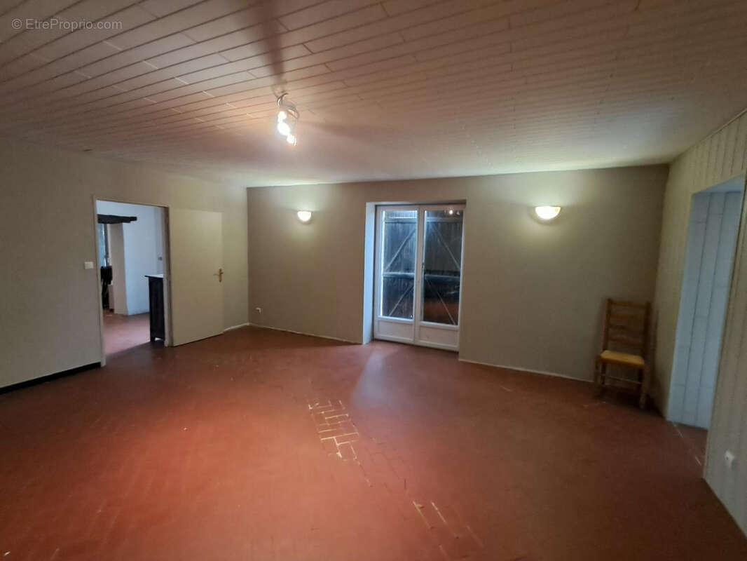 En limite Gers Nord MAISON avec terrain 1 ha 18 a - photo 8