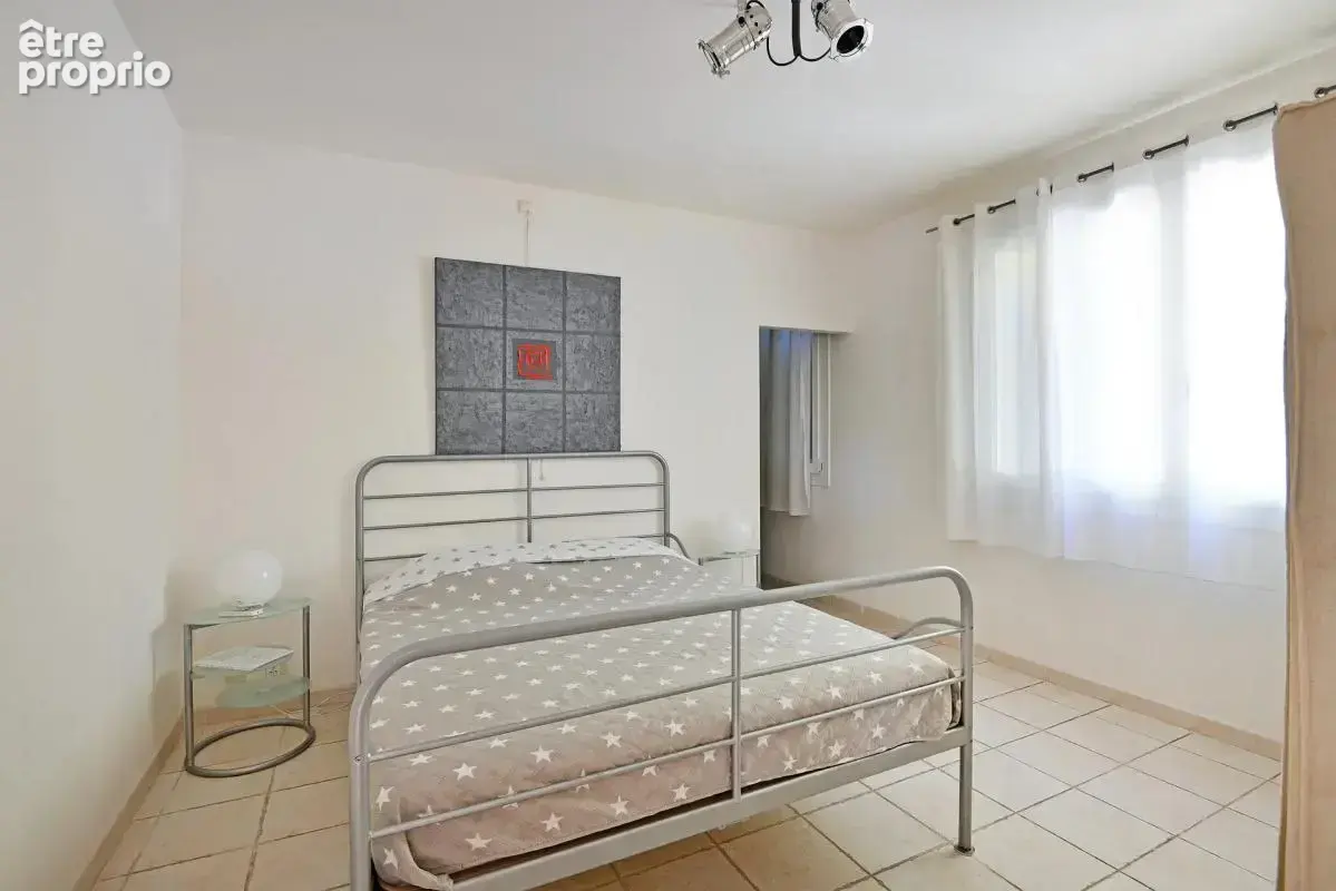 Maison de 5 pièces de 166 m² à Barjac - photo 4