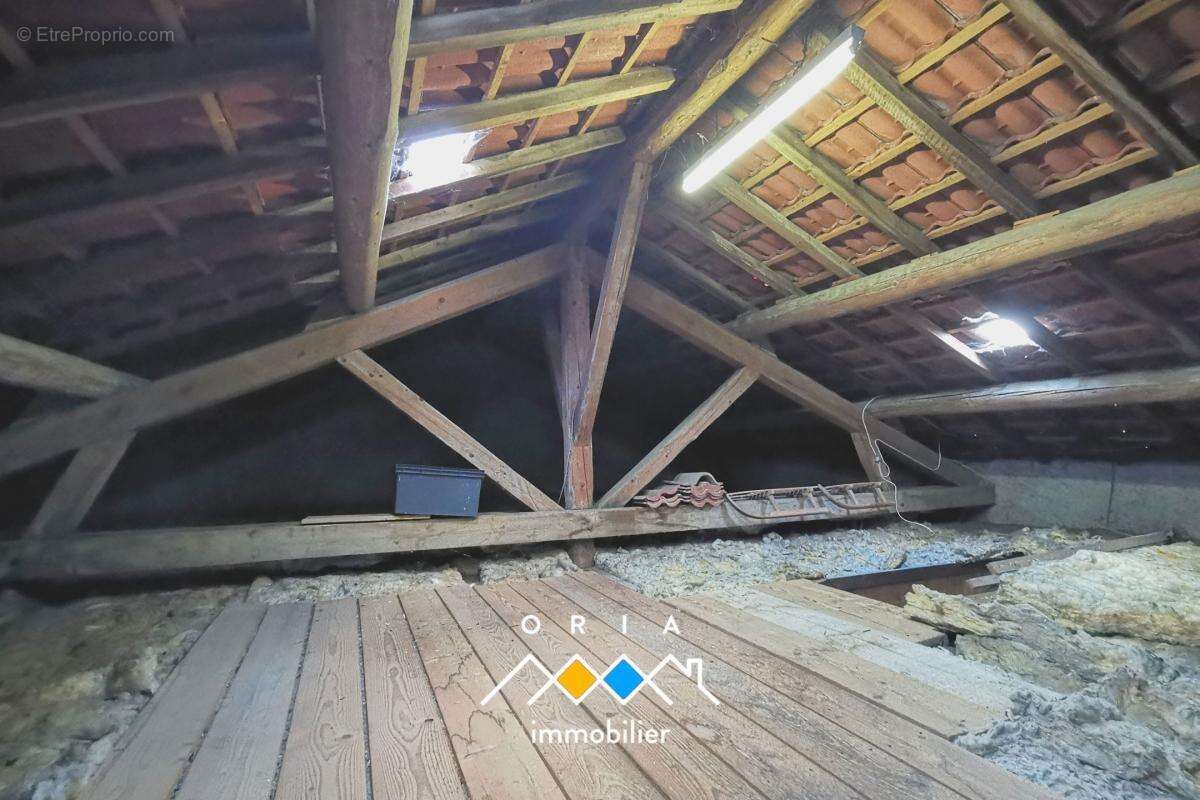 Vieville-en-Haye – Maison ancienne avec cour et potentiel - photo 14