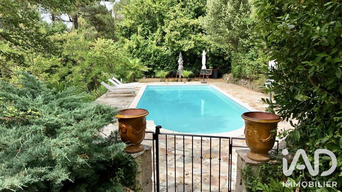 Maison 404 m² à Ailhon  - photo 5