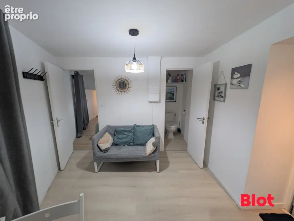 Appartement 2 pièces 26 m² à vendre à Vitre (35500) - photo 2