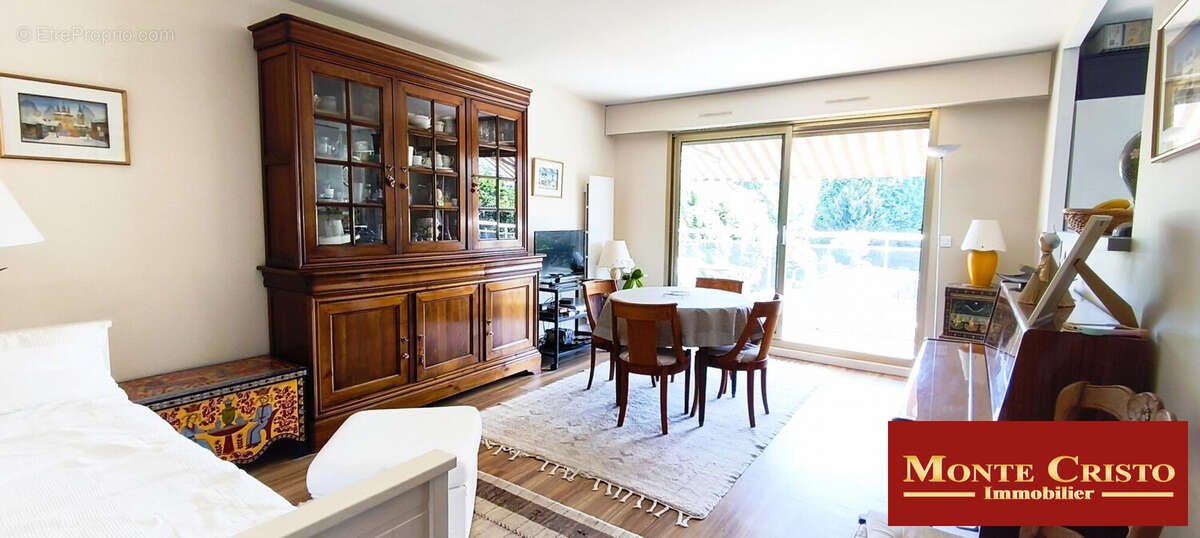 Appartement à VERSAILLES