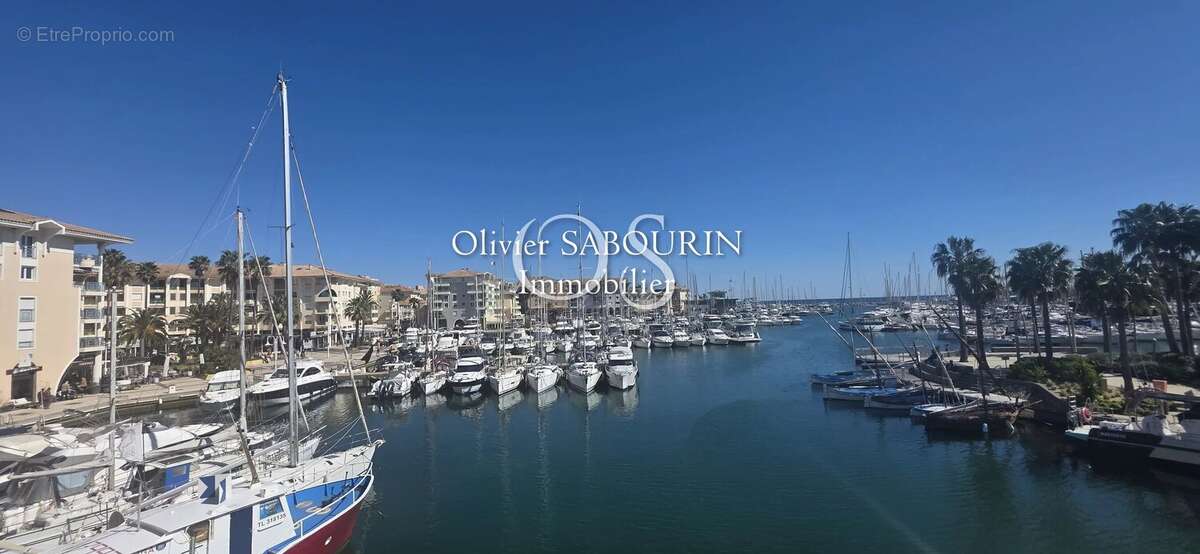 Appartement à FREJUS