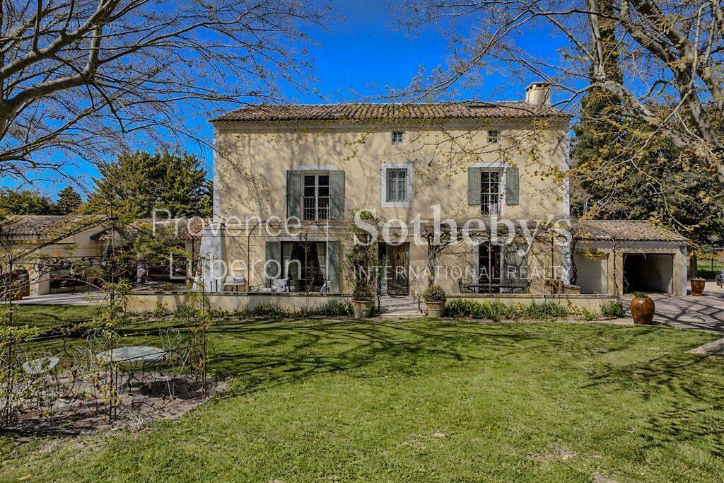 Maison à PERNES-LES-FONTAINES