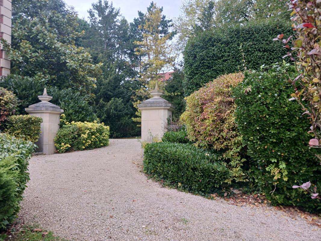 Maison à CHANTILLY