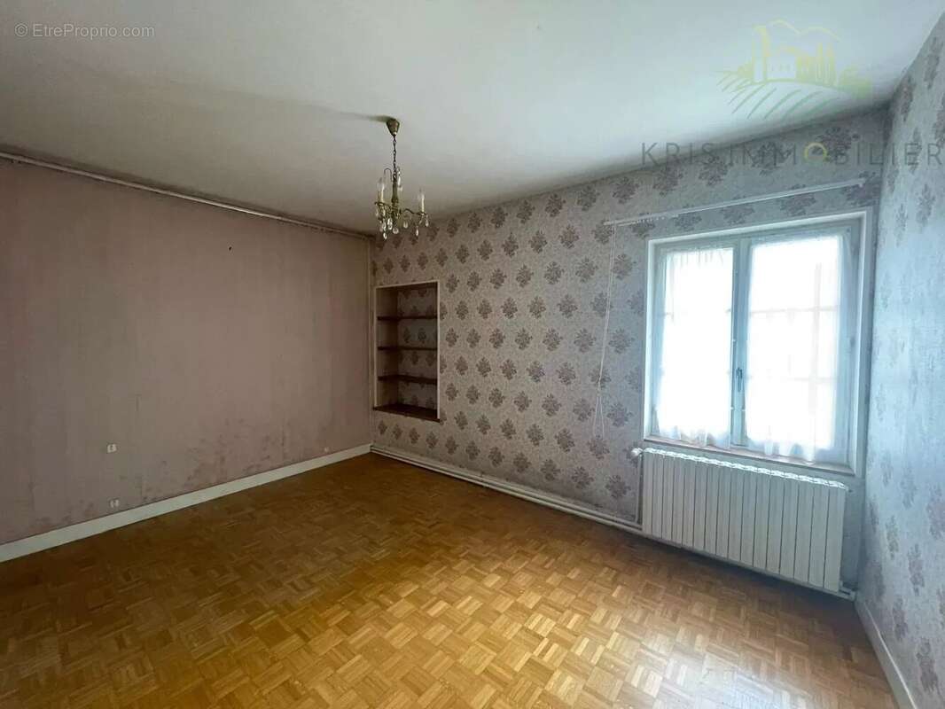 Maison à LIZY-SUR-OURCQ