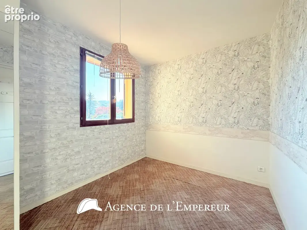 Maison 7 pièces buzenval - photo 21