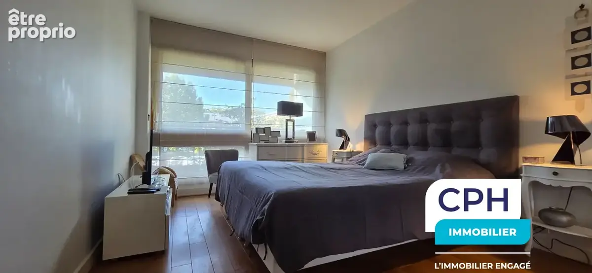 Coup de coeur pour ce vaste appartement idéalement situé à 2 pas de Parly2 - photo 5