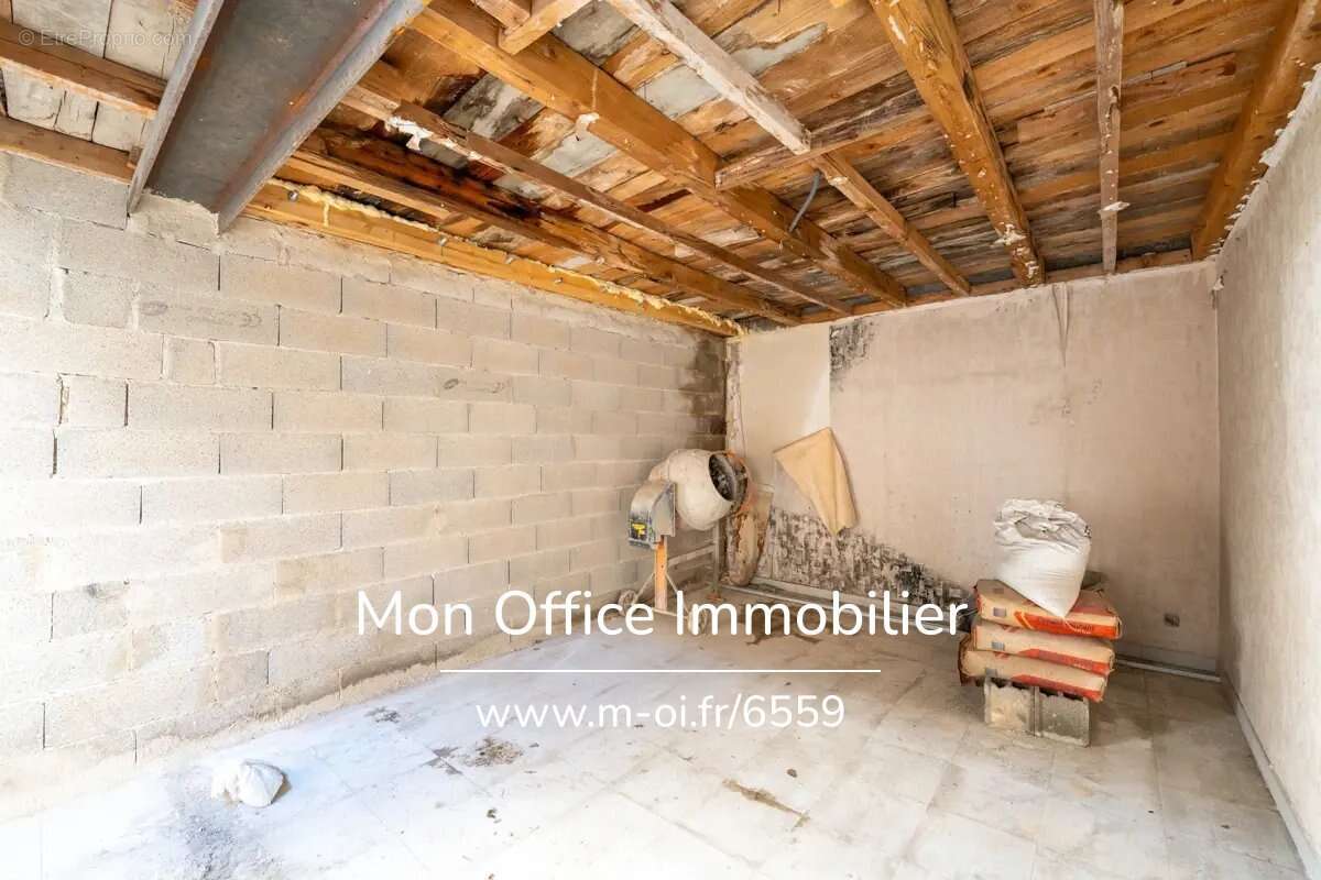 Appartement à MARSEILLE-3E