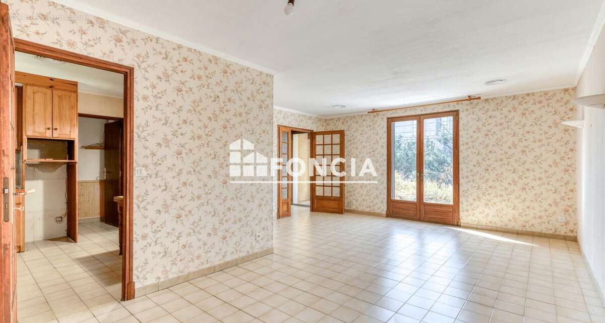 Maison à LUC-SUR-ORBIEU