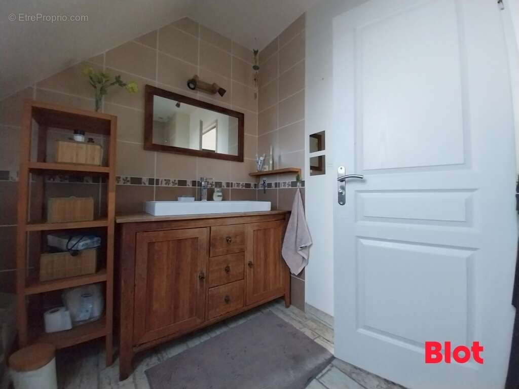Maison 102 m² à Landavran  - photo 9