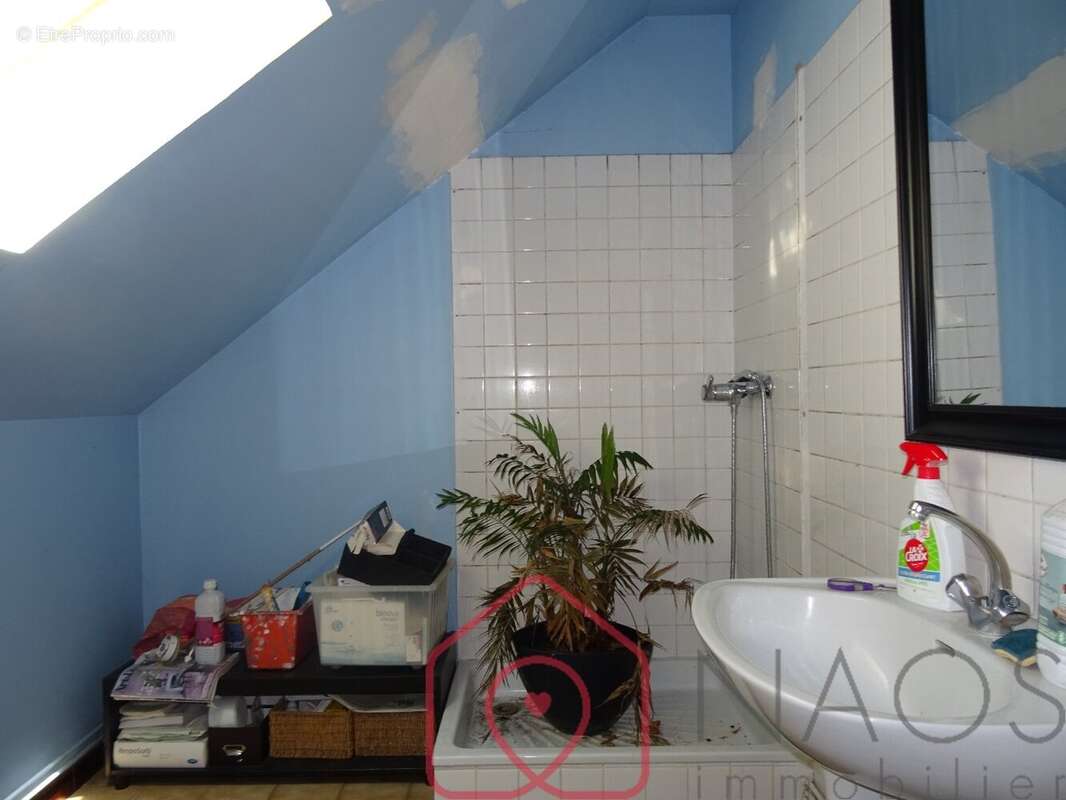 Maison à IVOY-LE-PRE