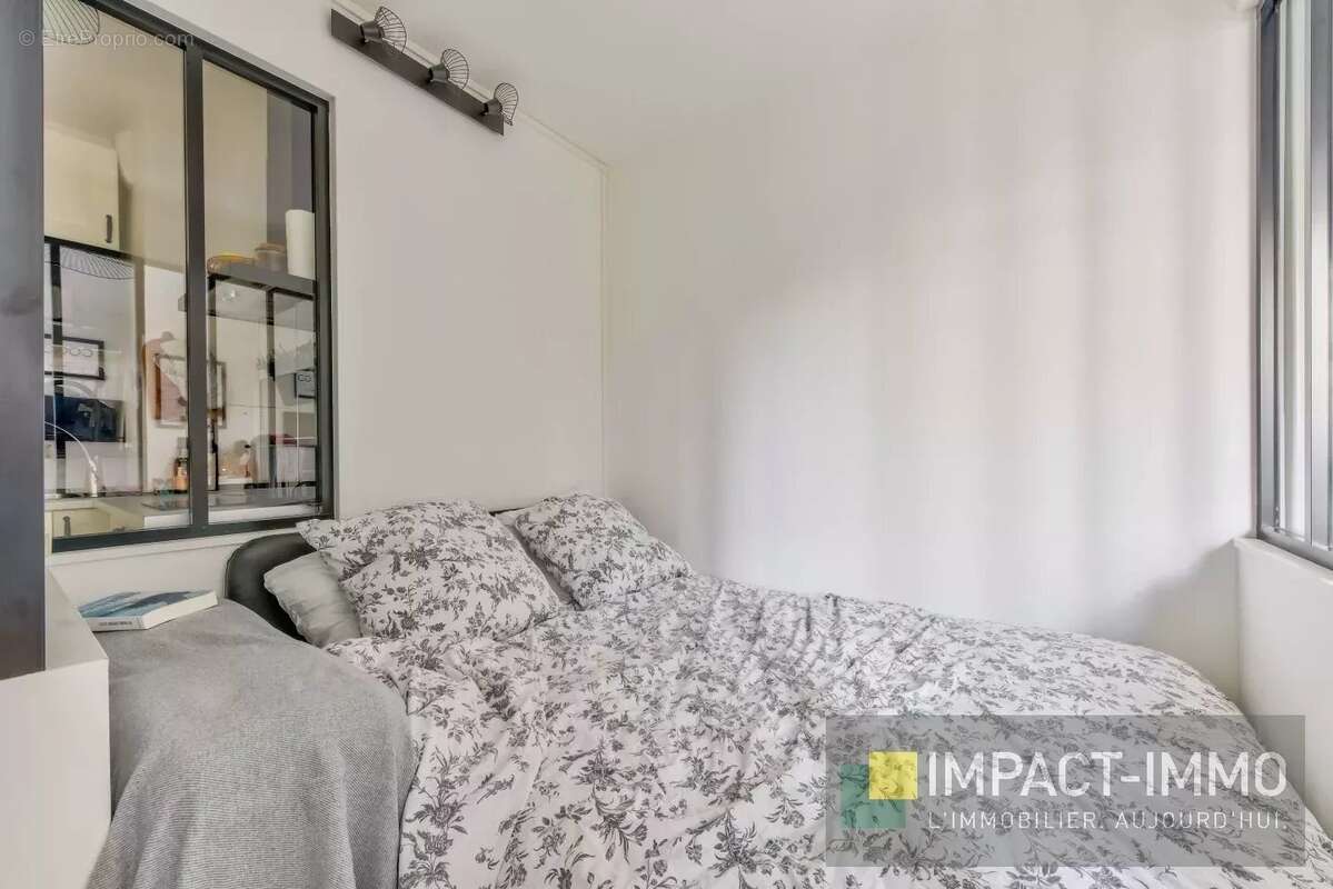Appartement à COURBEVOIE