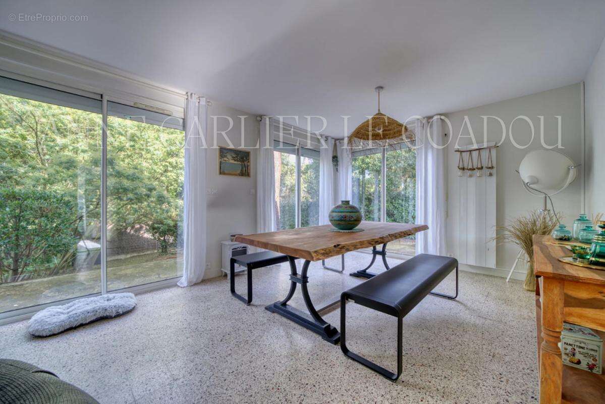 Maison à MESCHERS-SUR-GIRONDE