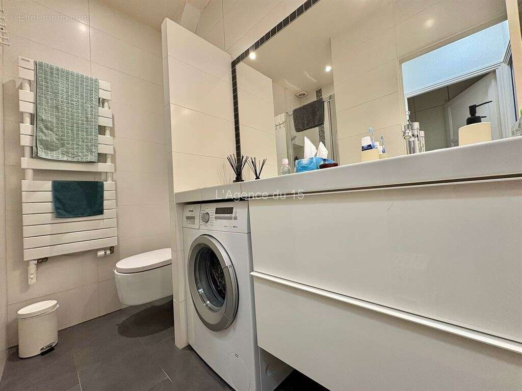 Appartement à ISSY-LES-MOULINEAUX