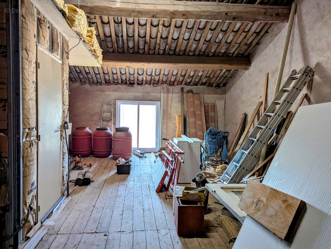 Maison à PARAZA