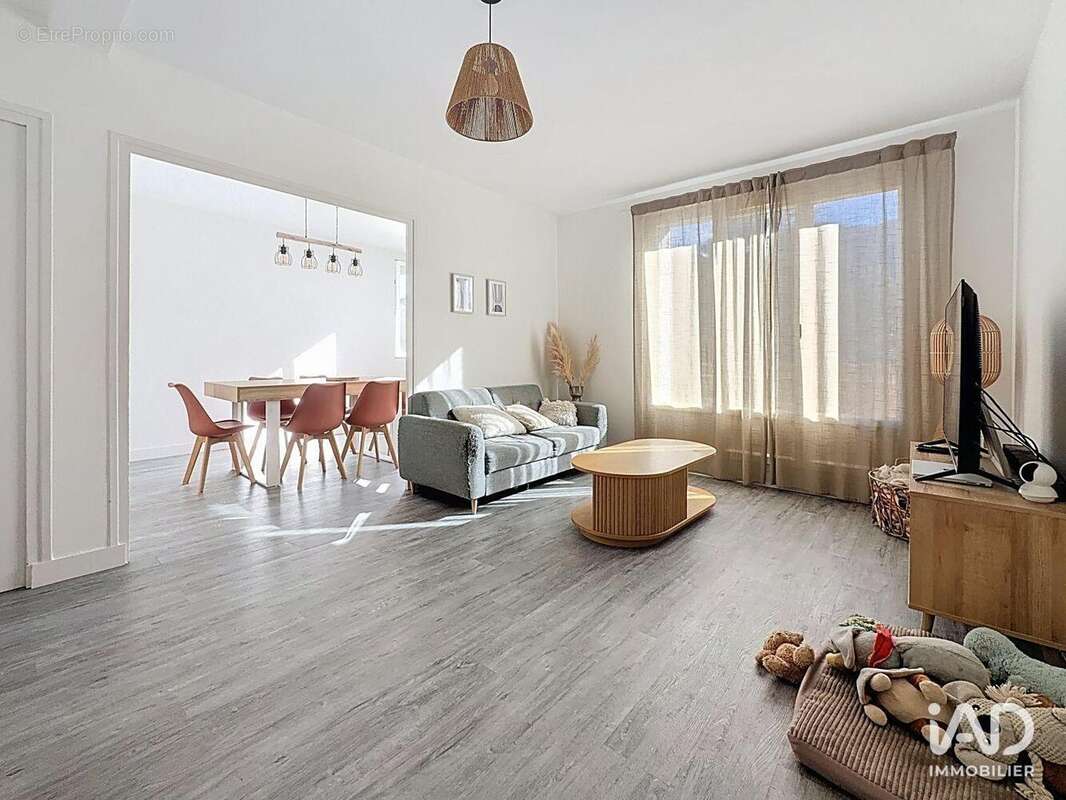 Appartement 63 m² à Saint-Martin-D'heres  - photo 3