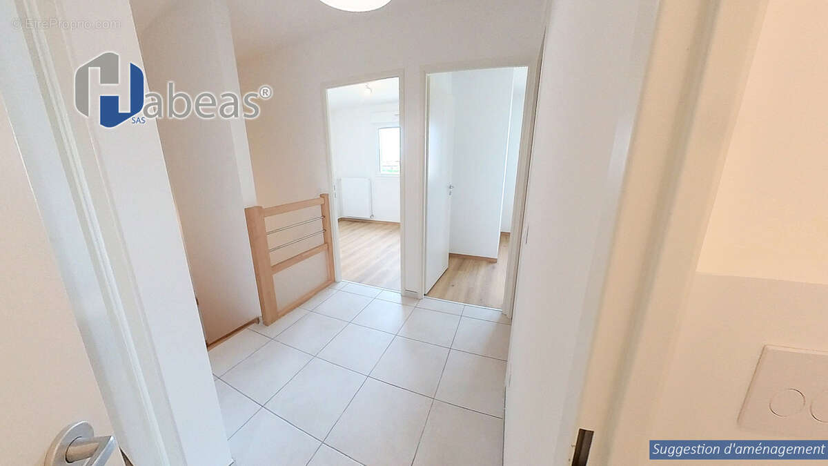 Maison à SAINT-PIERRE-DE-CHANDIEU