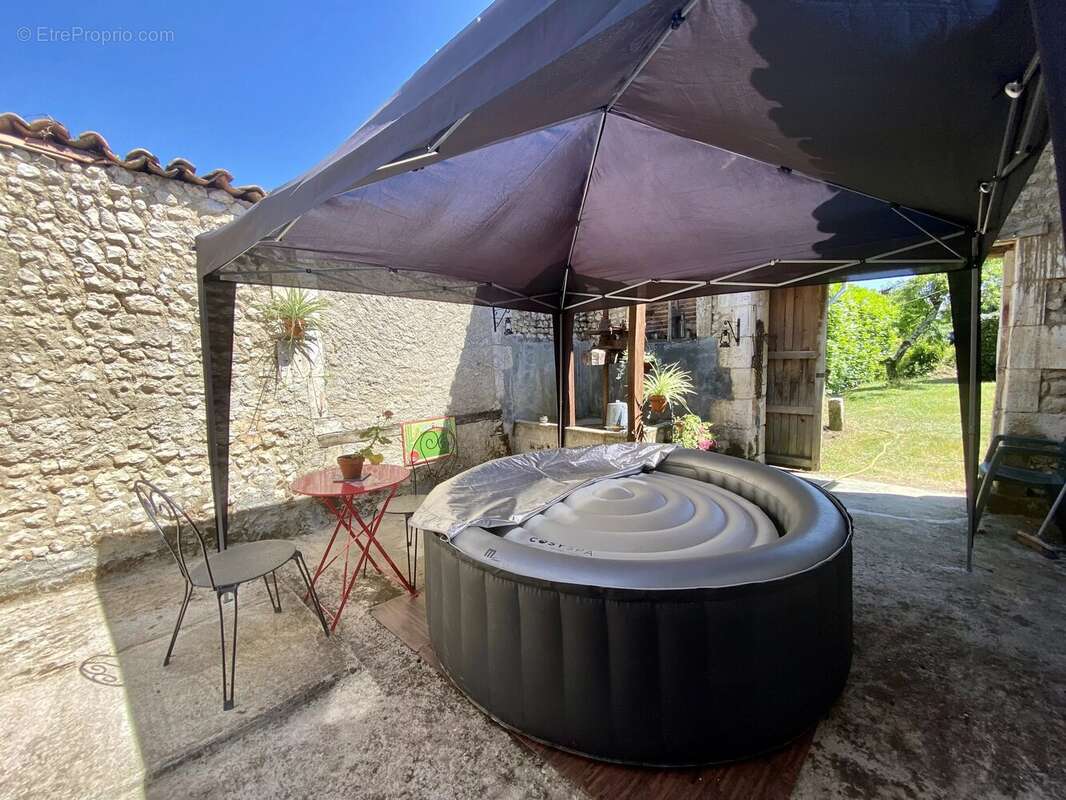 Maison à BELLON