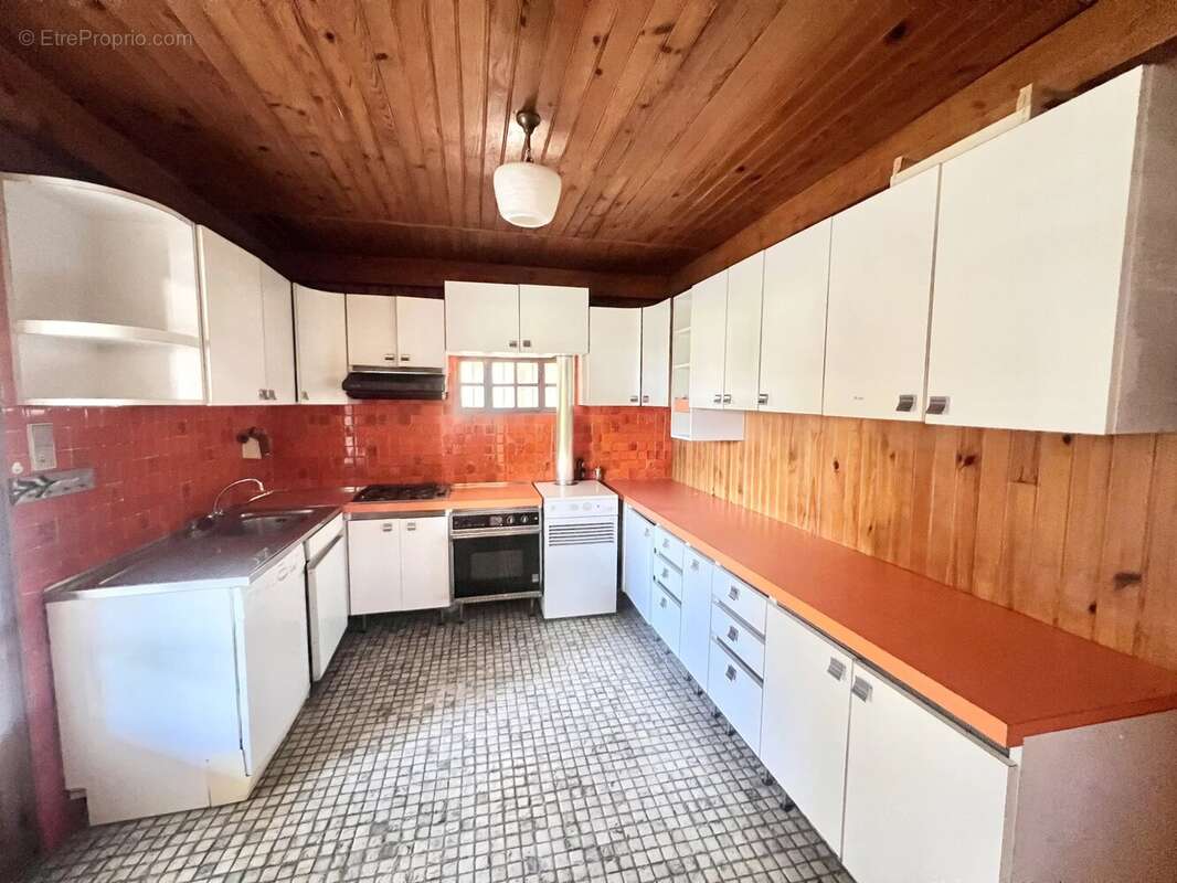 Maison à MARSEILLE-11E