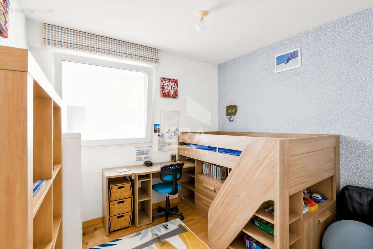 Appartement à ISSY-LES-MOULINEAUX
